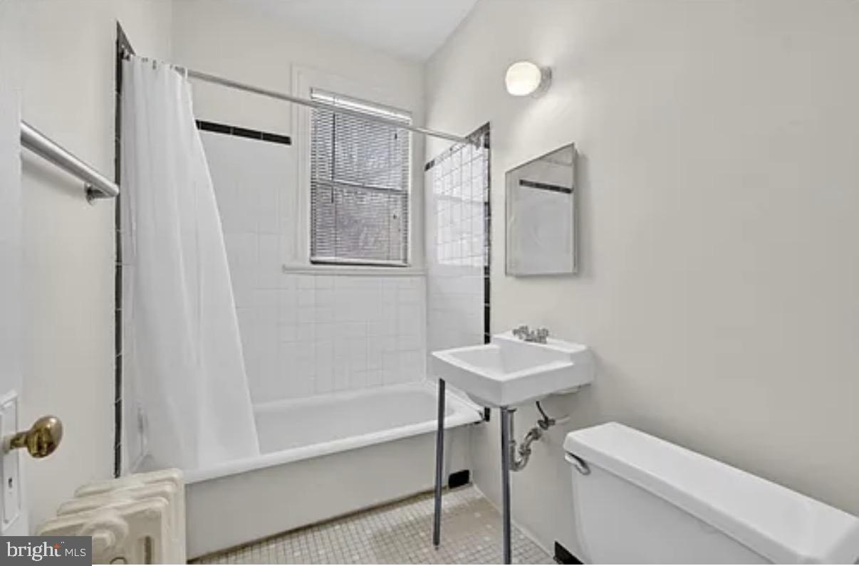 5400 7th St Nw #203 Property Photo 5