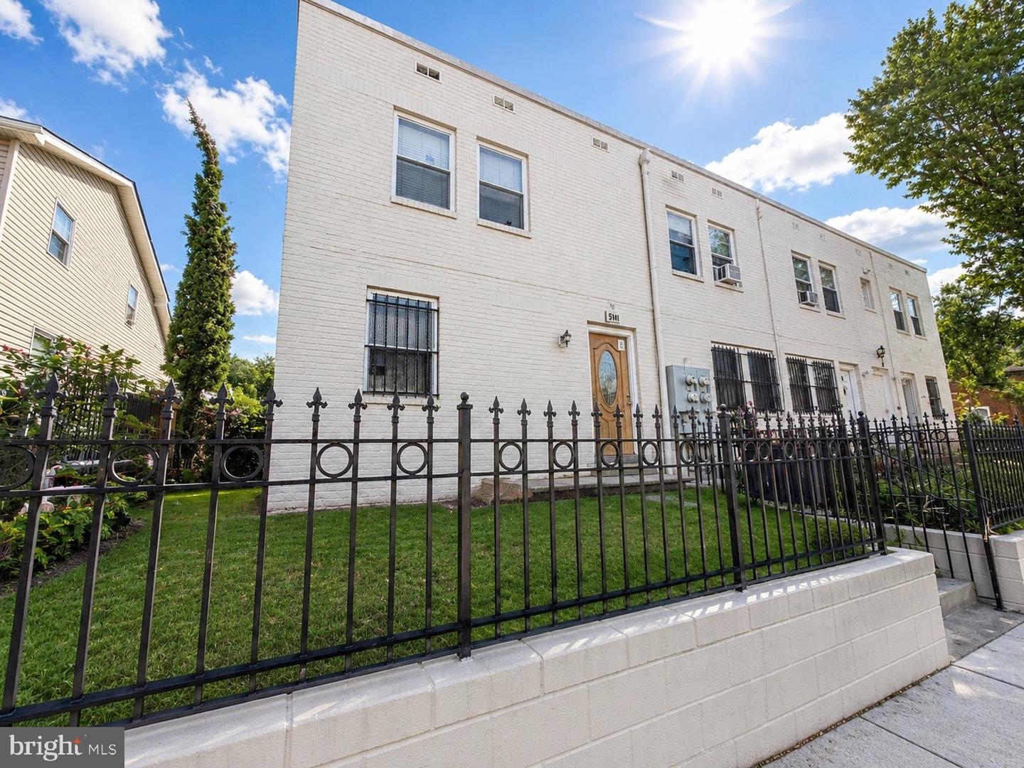 5117 A ST SE Property Photo 1