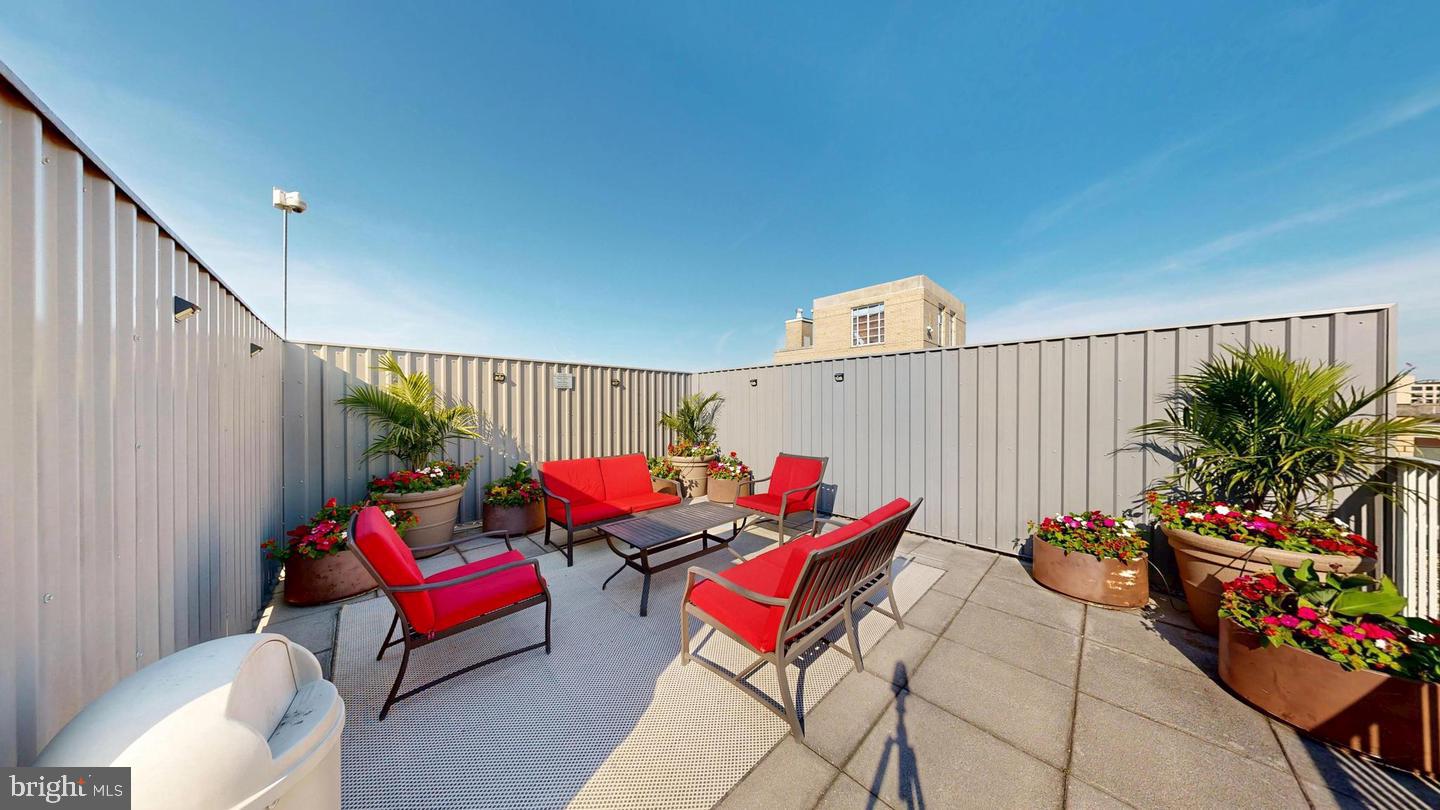 1711 Massachusetts Ave Nw #301 Property Photo 17