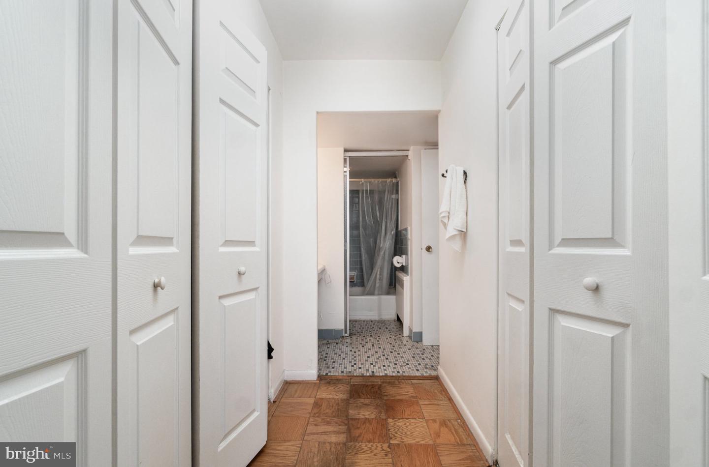 922 24th St Nw #313 Property Photo 5