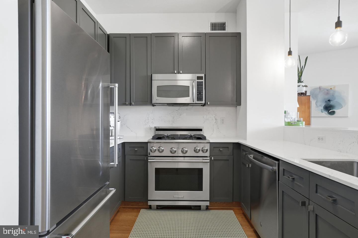2120 Vermont Ave Nw #123 Property Photo 11