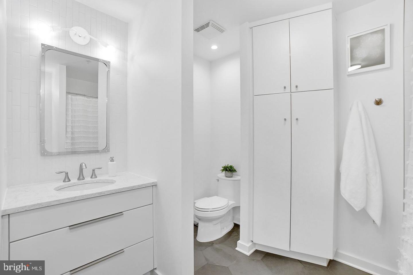 2120 Vermont Ave Nw #123 Property Photo 19