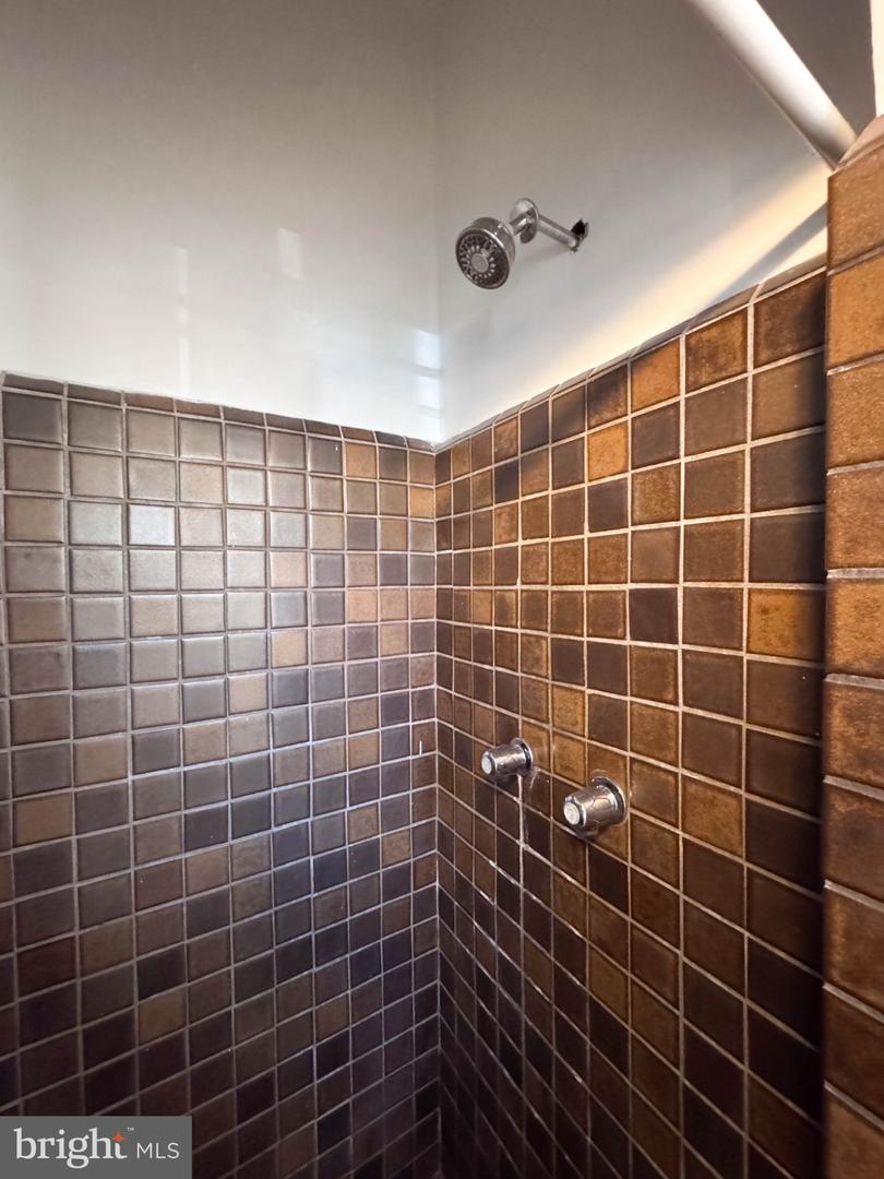 1215 29th Nw Property Photo 30