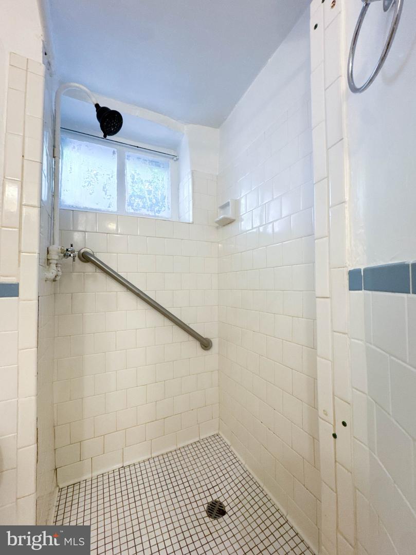 1215 29th Nw Property Photo 60