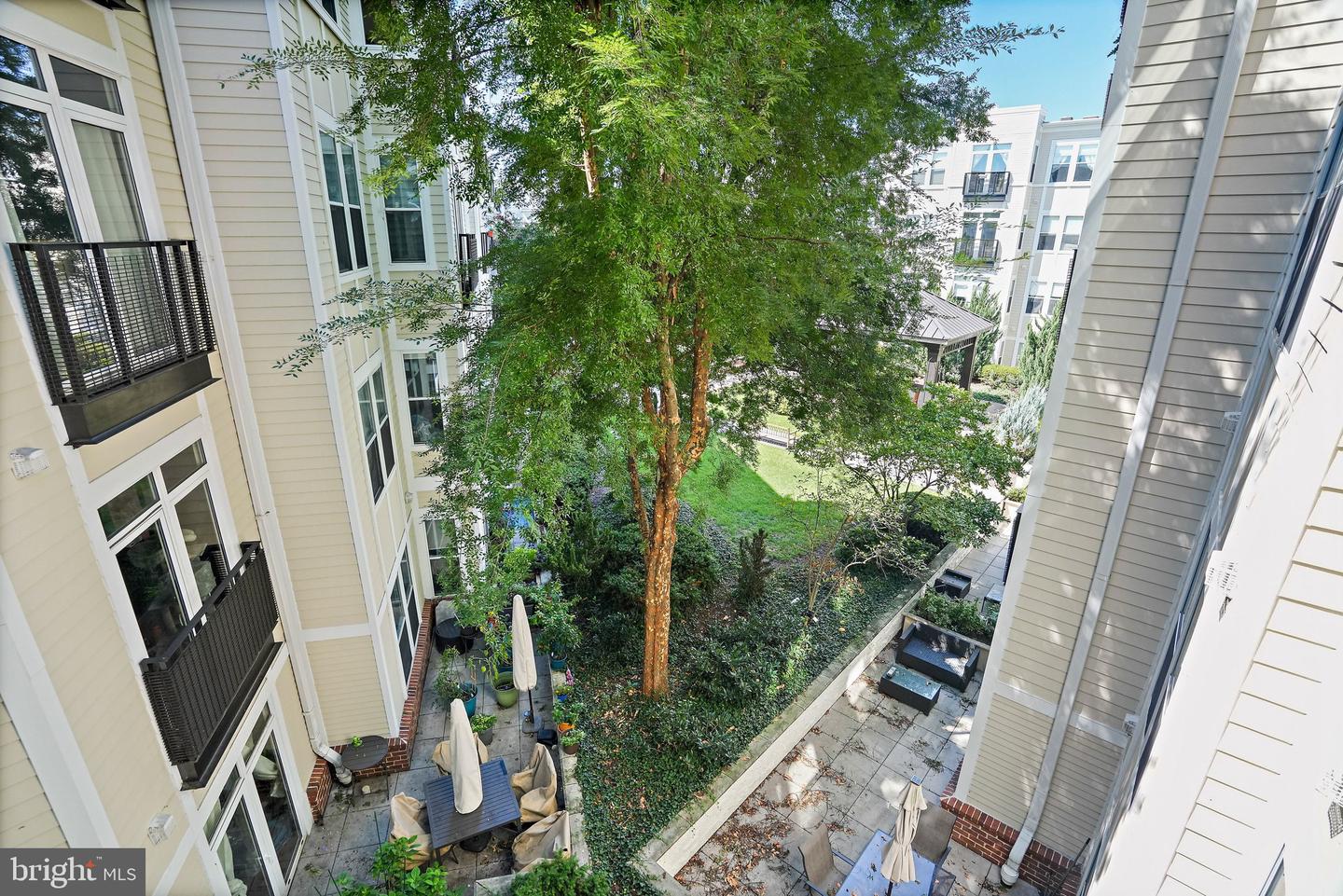 1391 Pennsylvania Ave Se #430 Property Photo 22