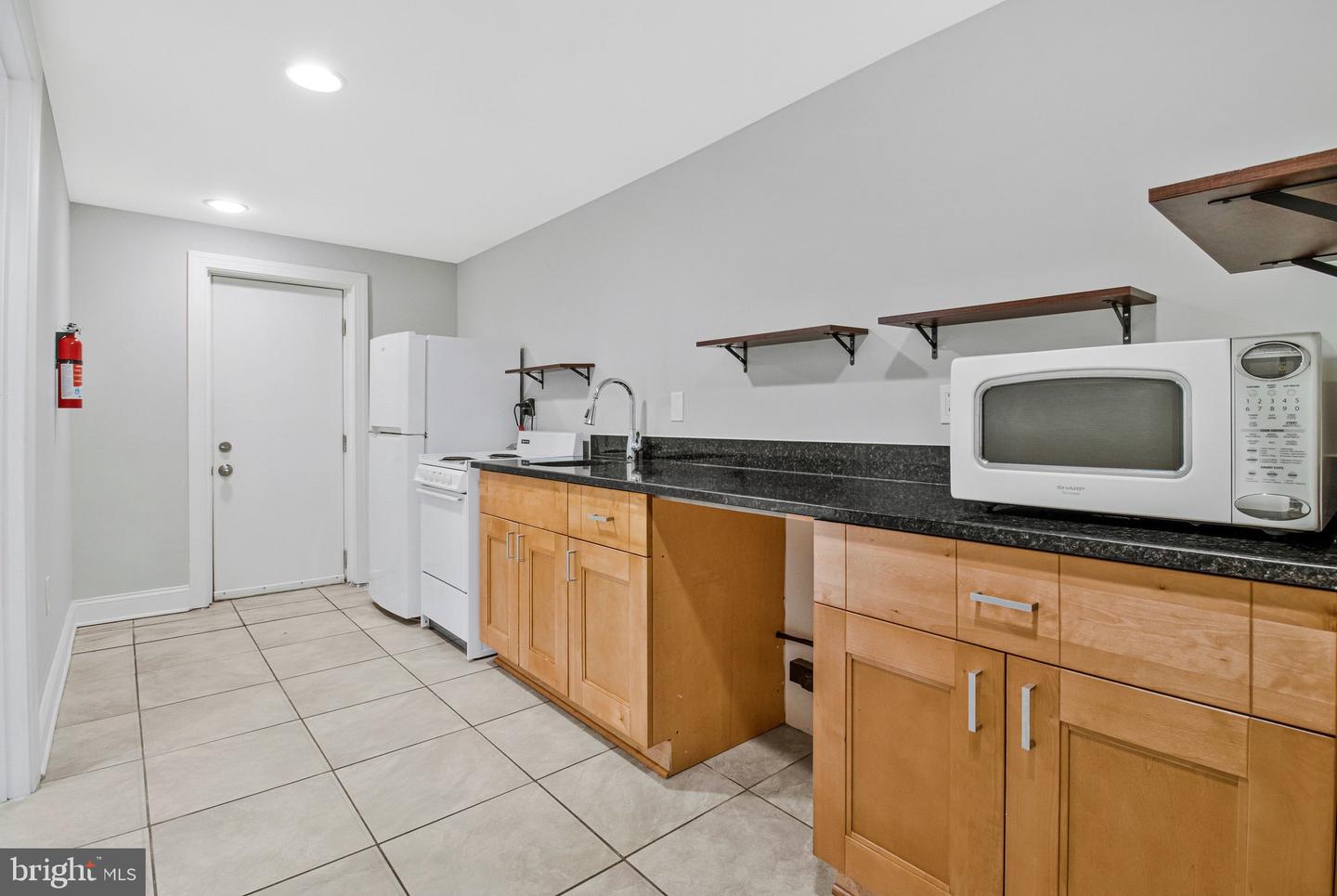 1344 Levis St Ne Property Photo 43
