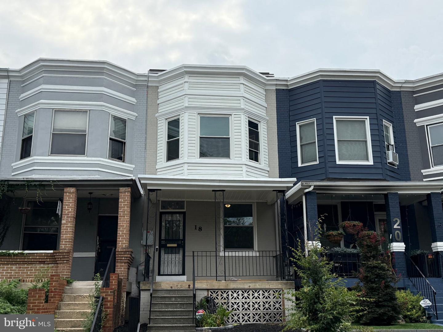 18 16TH ST NE Property Photo 1