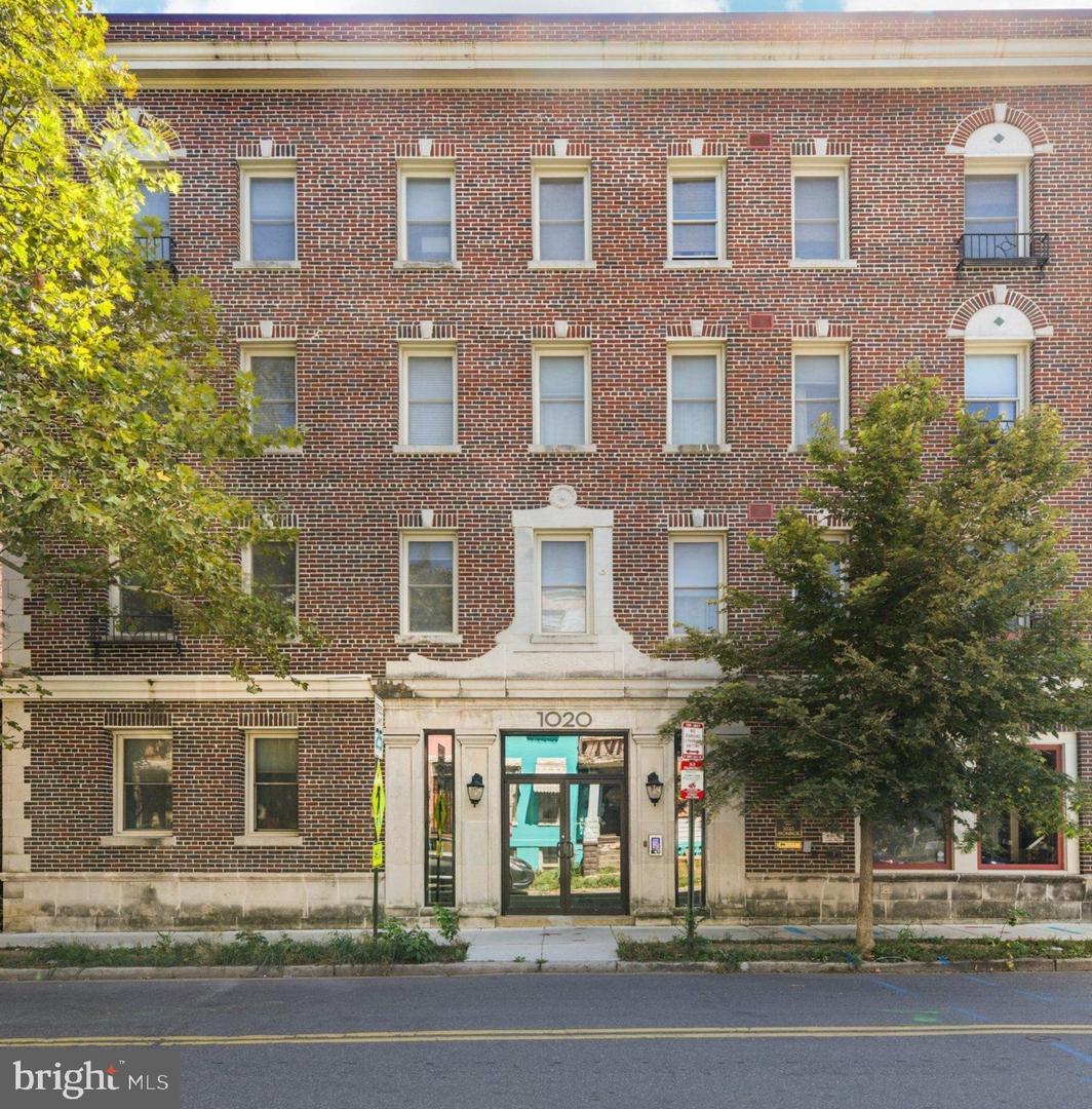 1020 Monroe St Nw #409 Property Photo 2