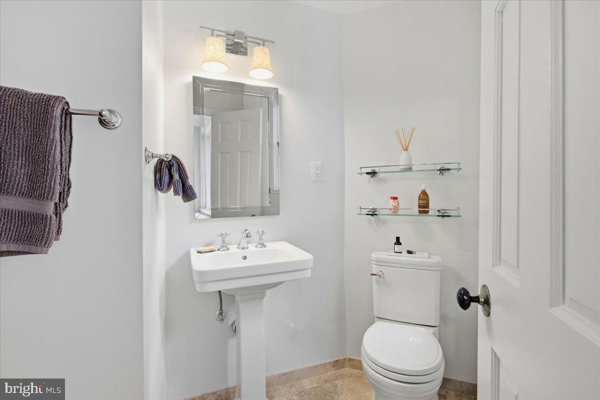 4701 Connecticut Ave Nw #108 Property Photo 23