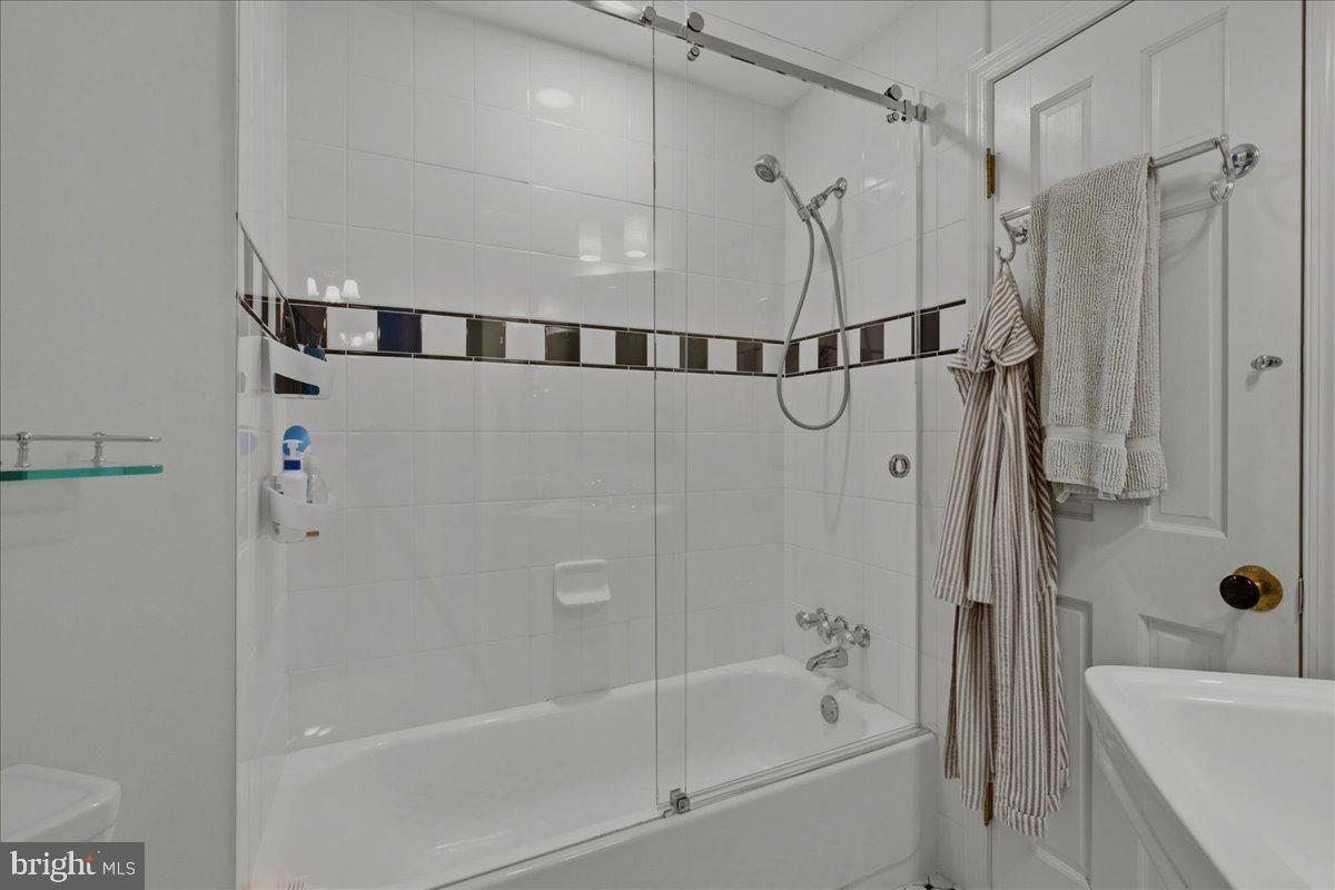 4701 Connecticut Ave Nw #108 Property Photo 29