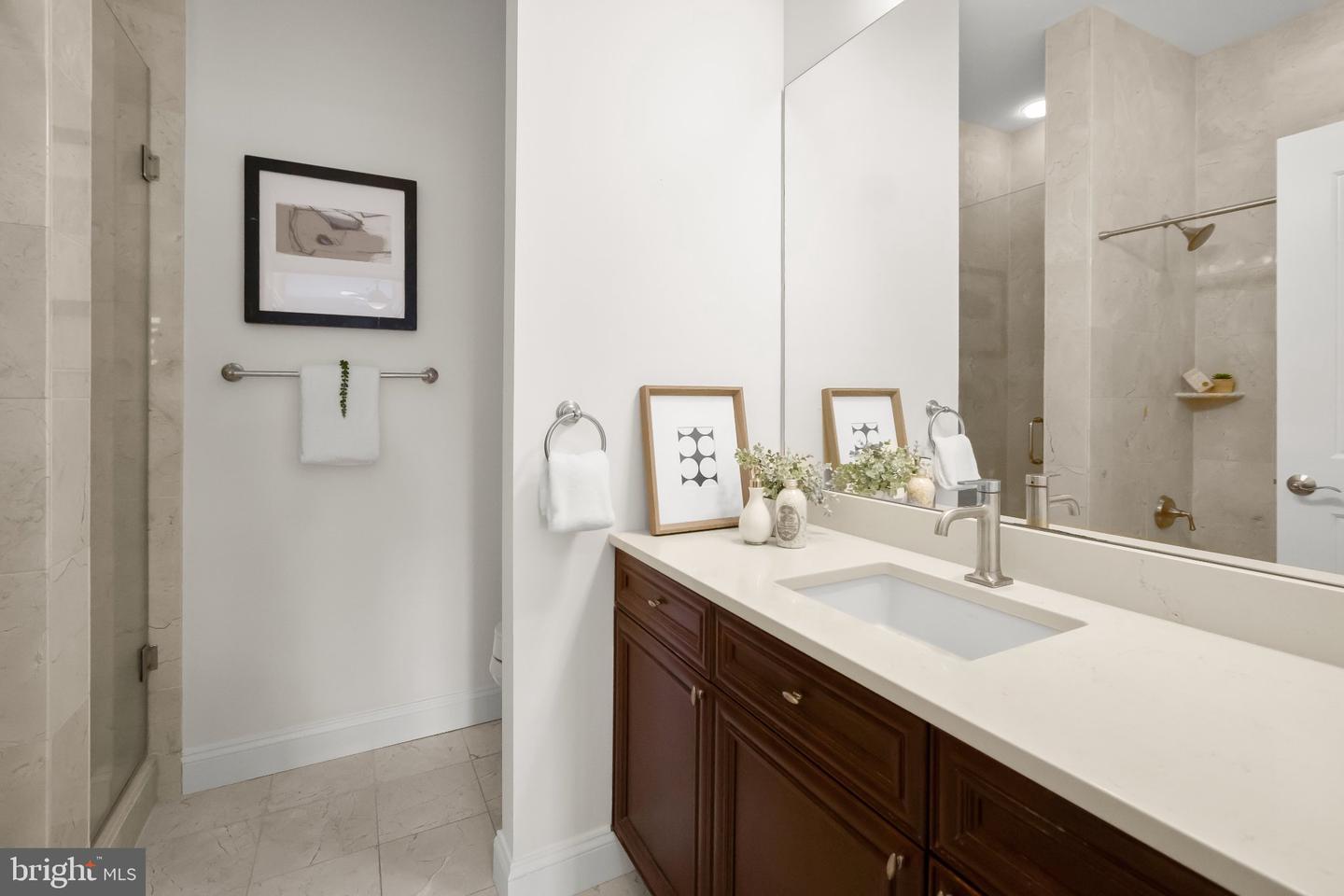 1210 R St Nw #109 Property Photo 16