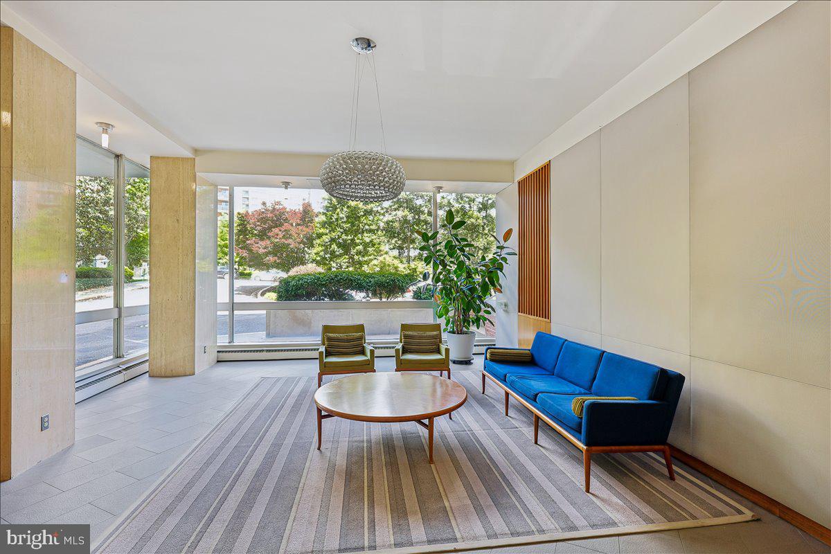 4200 Cathedral Ave Nw #716 Property Photo 8
