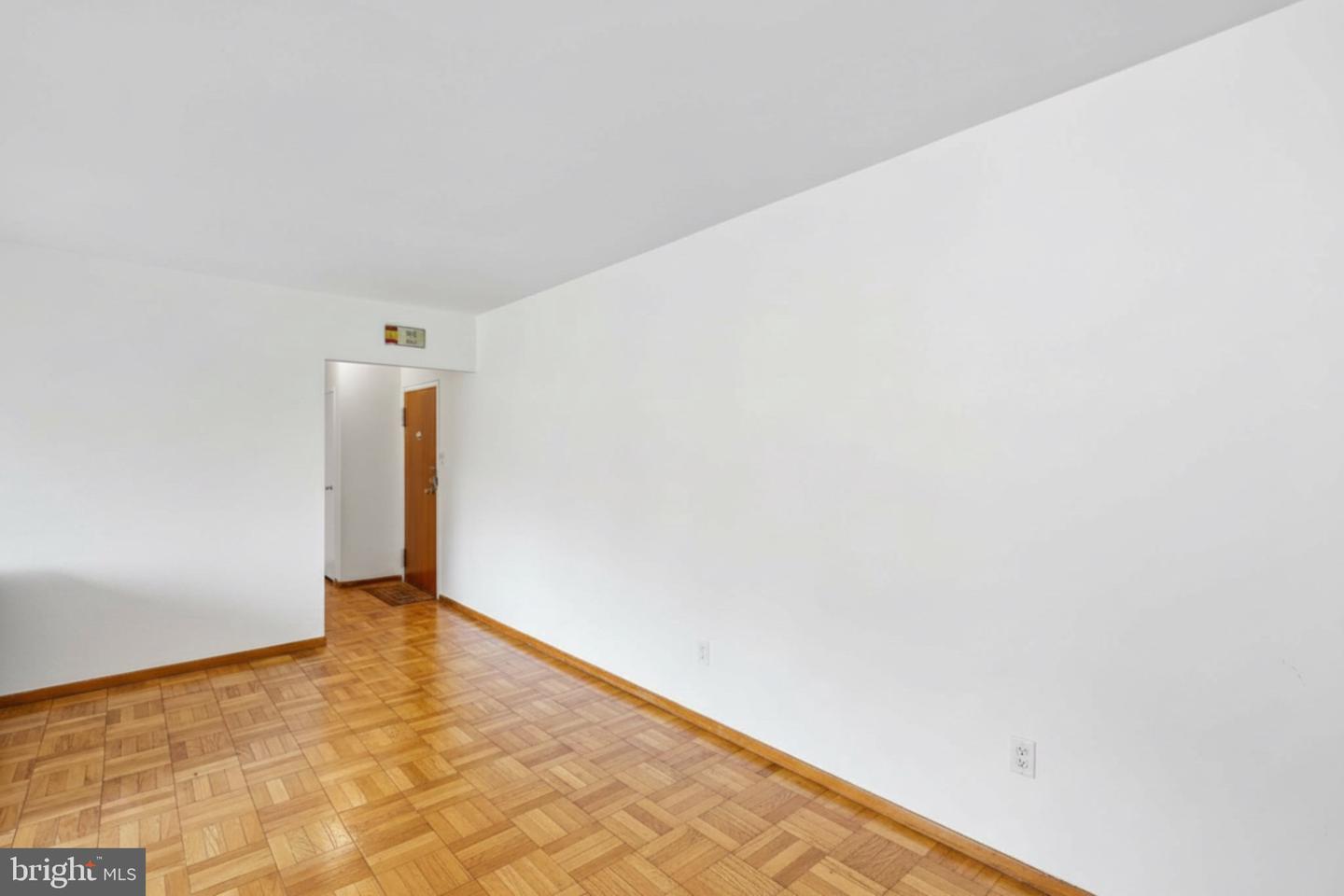 4200 Cathedral Ave Nw #716 Property Photo 11