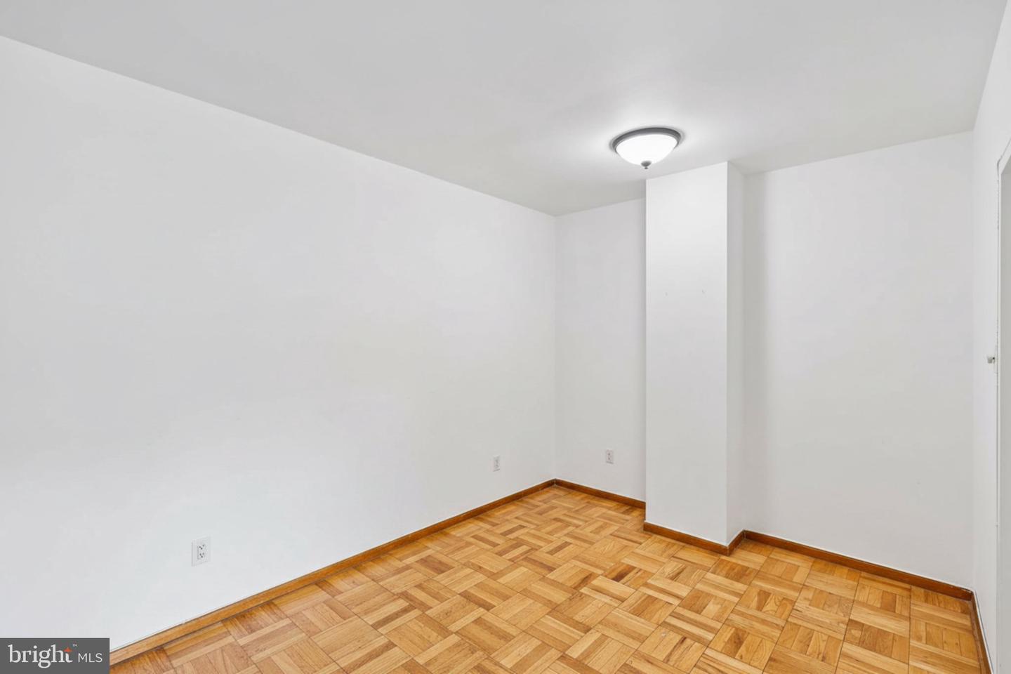 4200 Cathedral Ave Nw #716 Property Photo 16
