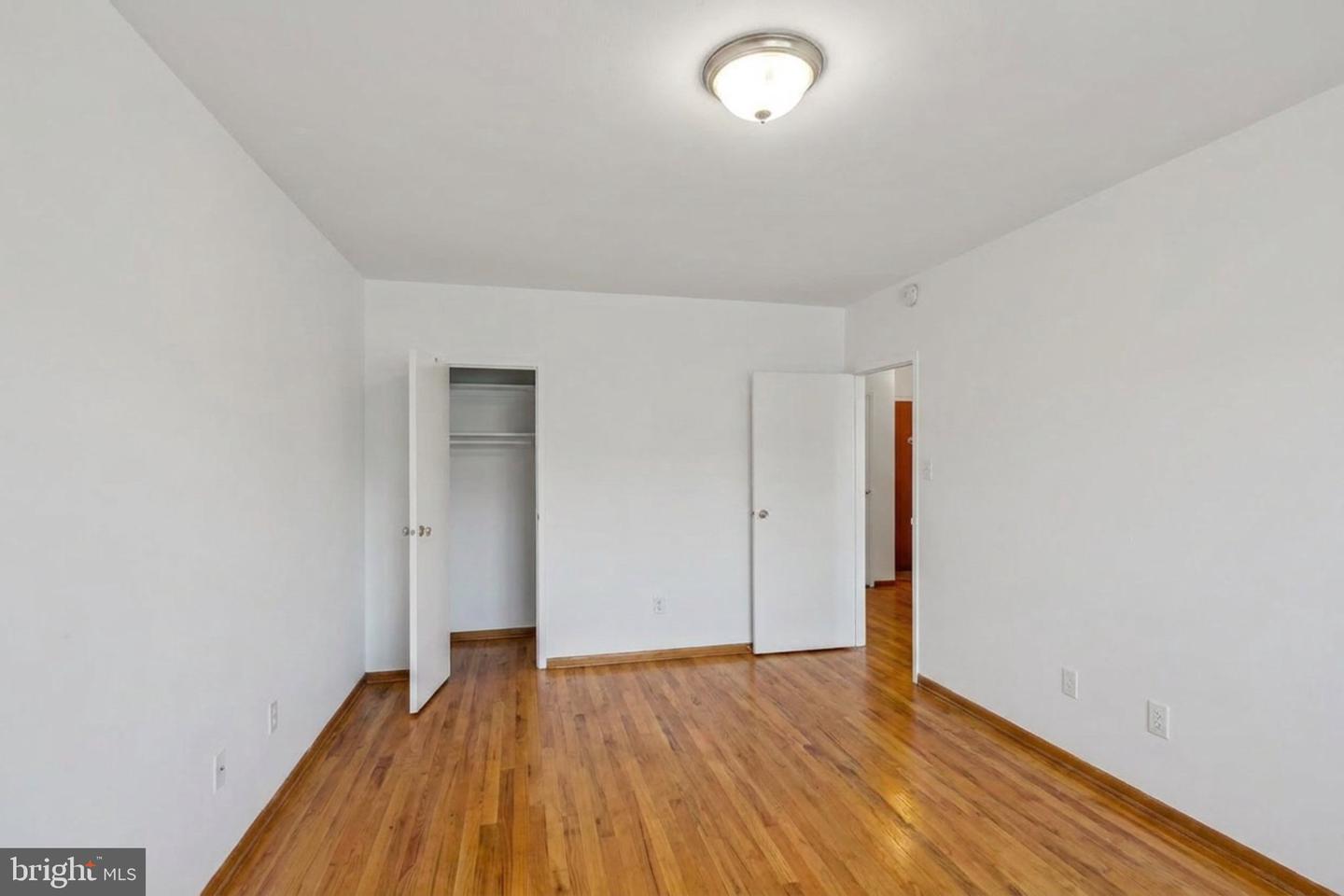 4200 Cathedral Ave Nw #716 Property Photo 23
