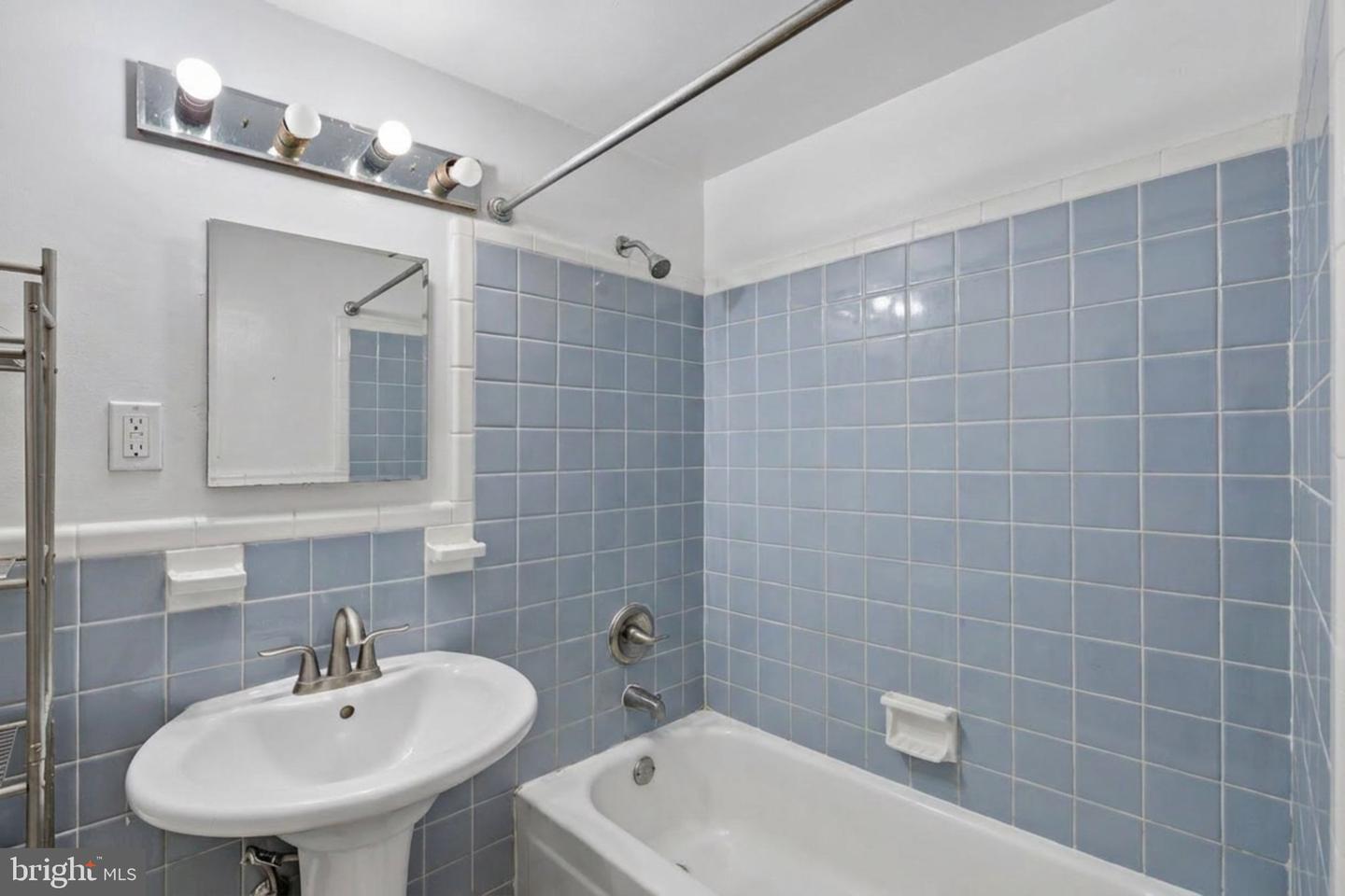 4200 Cathedral Ave Nw #716 Property Photo 28