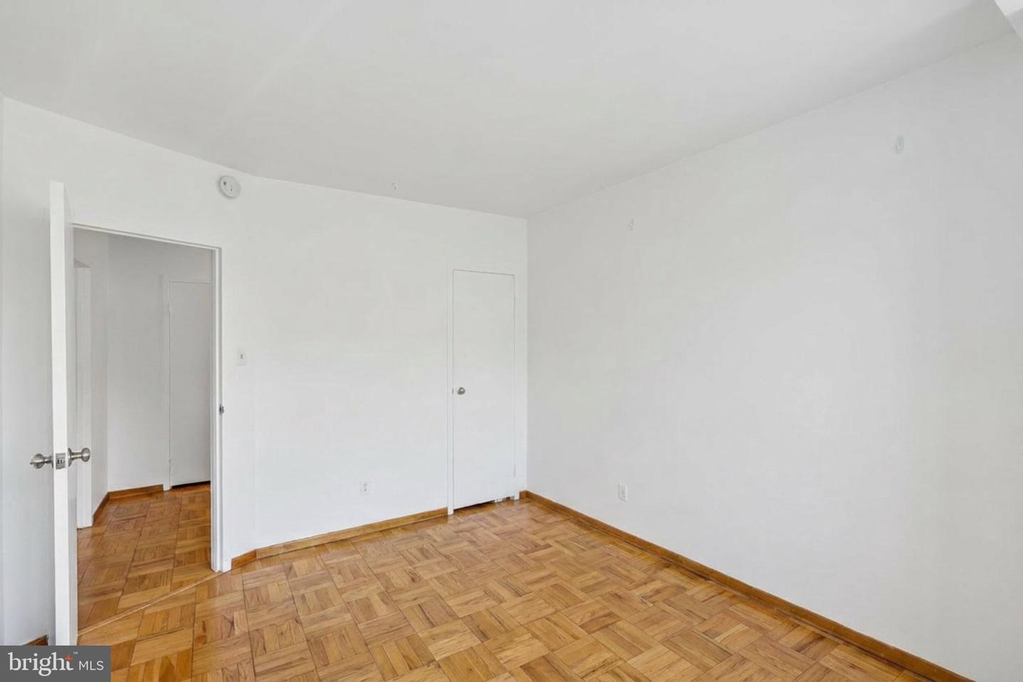 4200 Cathedral Ave Nw #716 Property Photo 30