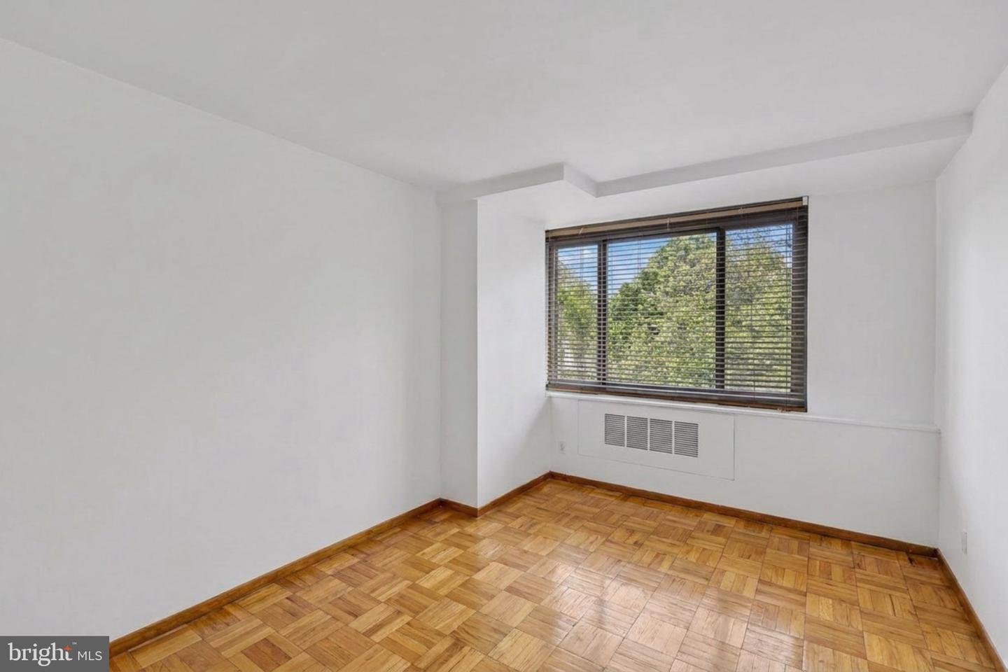 4200 Cathedral Ave Nw #716 Property Photo 31