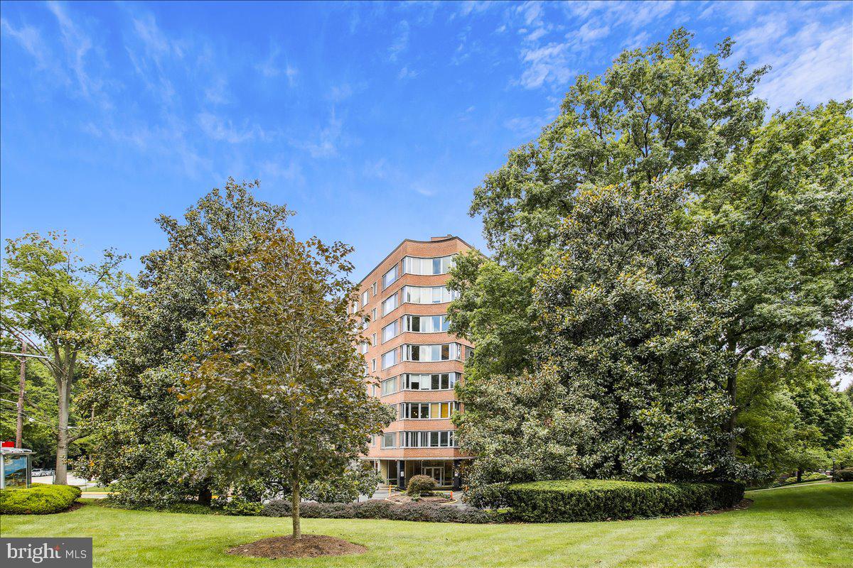 4200 Cathedral Ave Nw #716 Property Photo 38