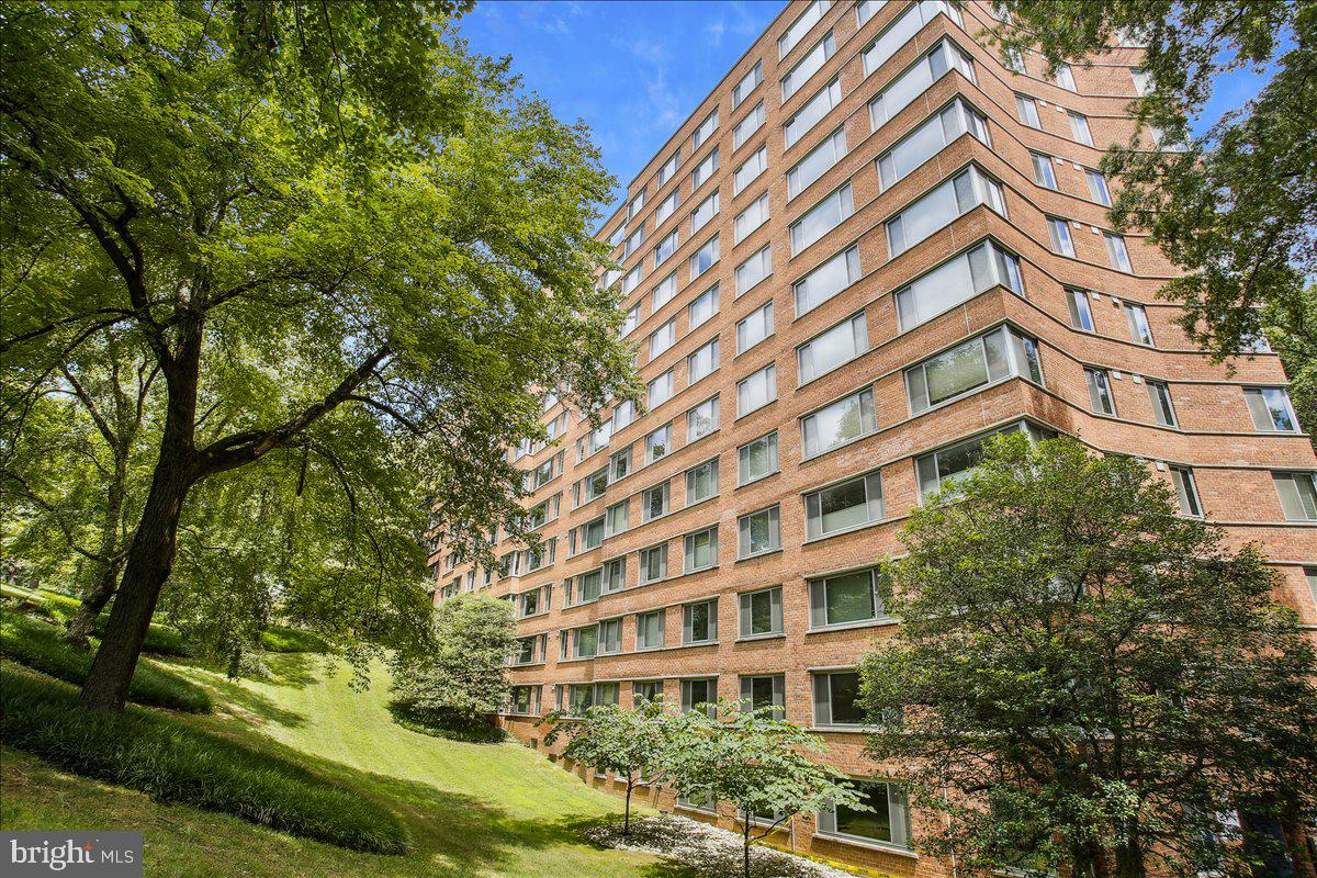 4200 Cathedral Ave Nw #716 Property Photo 40