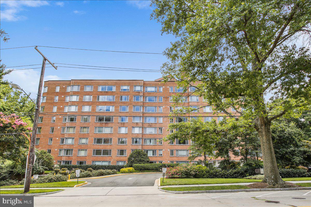 4200 Cathedral Ave Nw #716 Property Photo 42