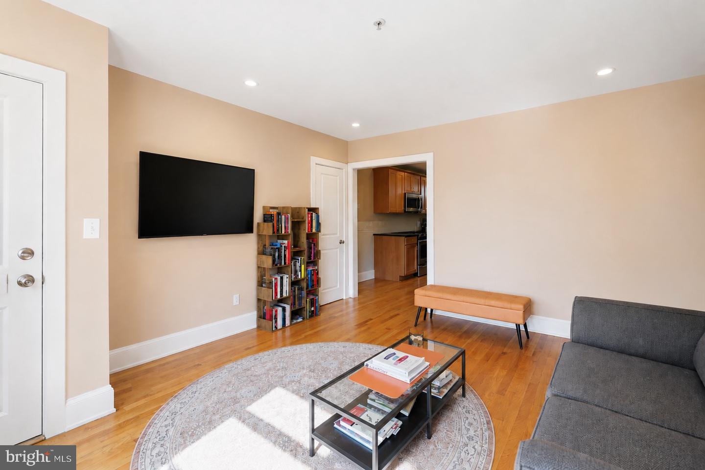 1648 Montello Ave Ne #2 Property Photo 2