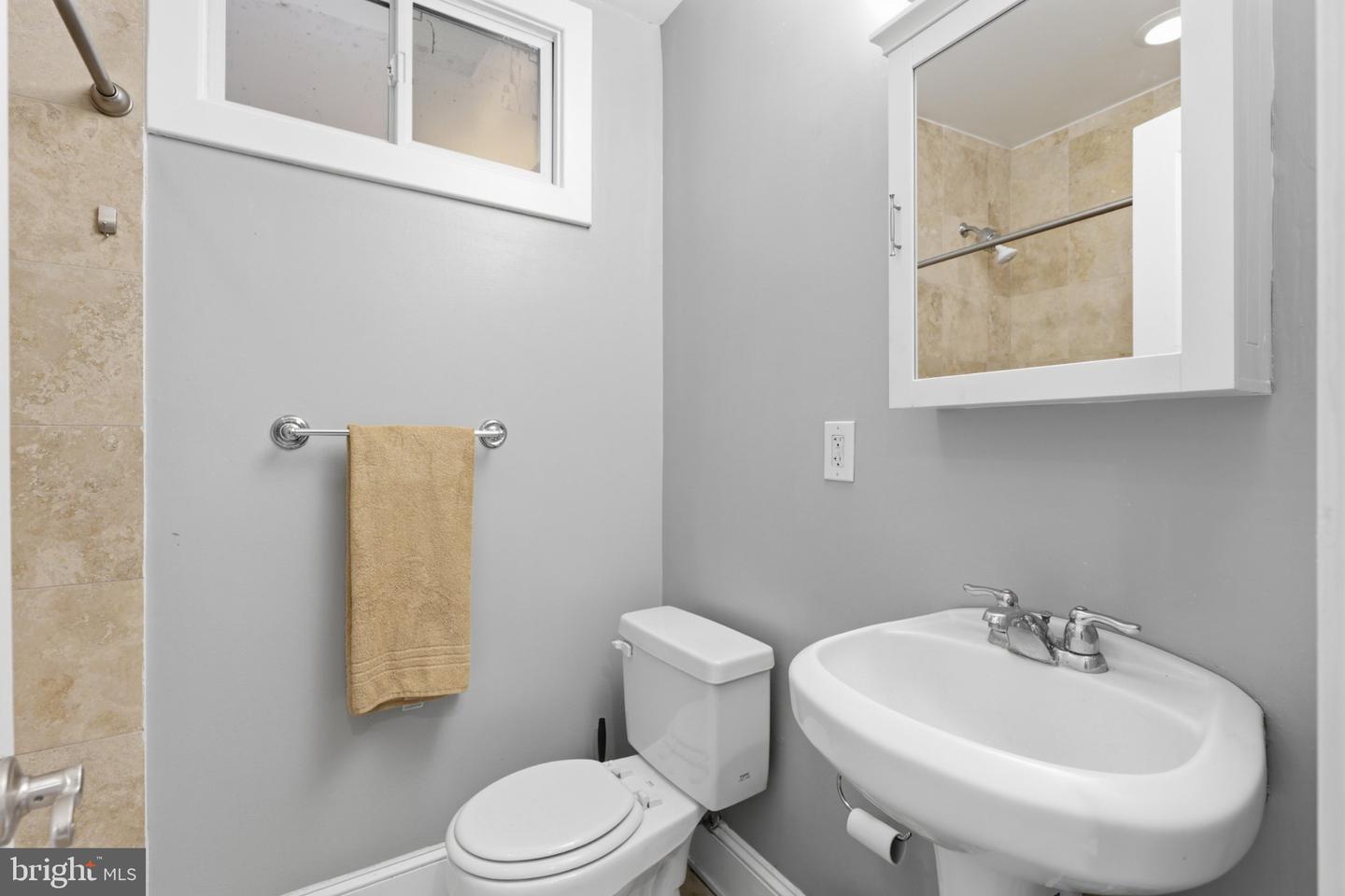1648 Montello Ave Ne #2 Property Photo 7