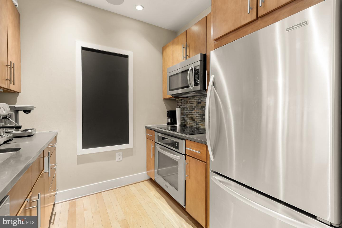 5201 Wisconsin Ave Nw #212 Property Photo 9