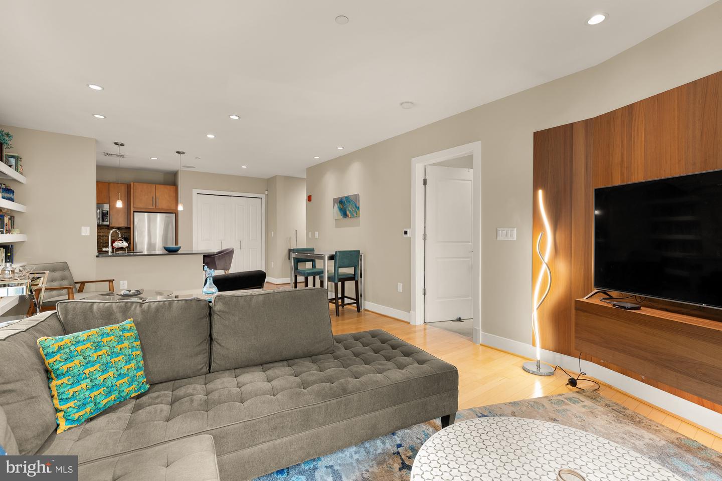5201 Wisconsin Ave Nw #212 Property Photo 17