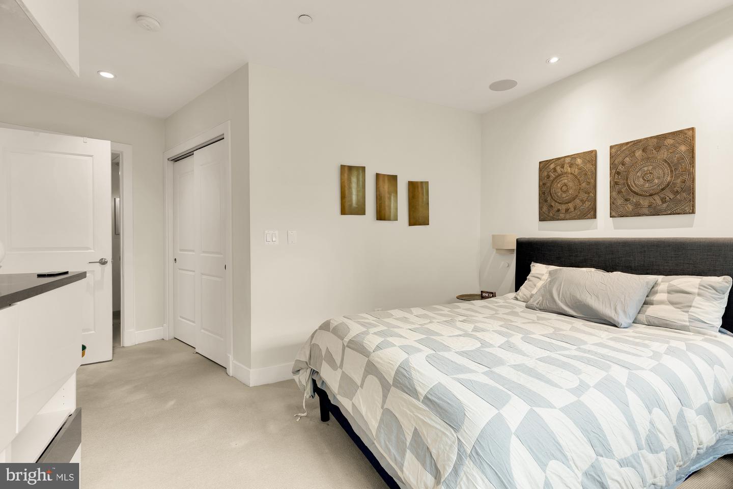 5201 Wisconsin Ave Nw #212 Property Photo 22