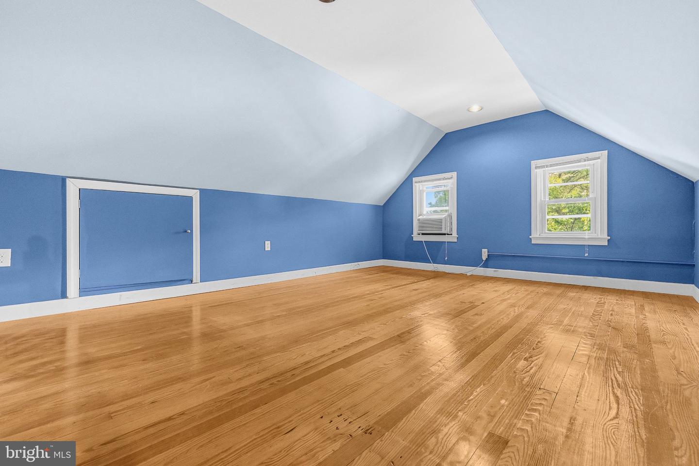 1700 Douglas St Ne Property Photo 26