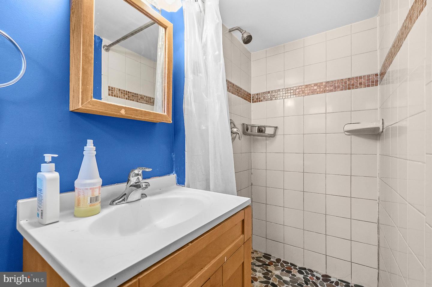 1700 Douglas St Ne Property Photo 34