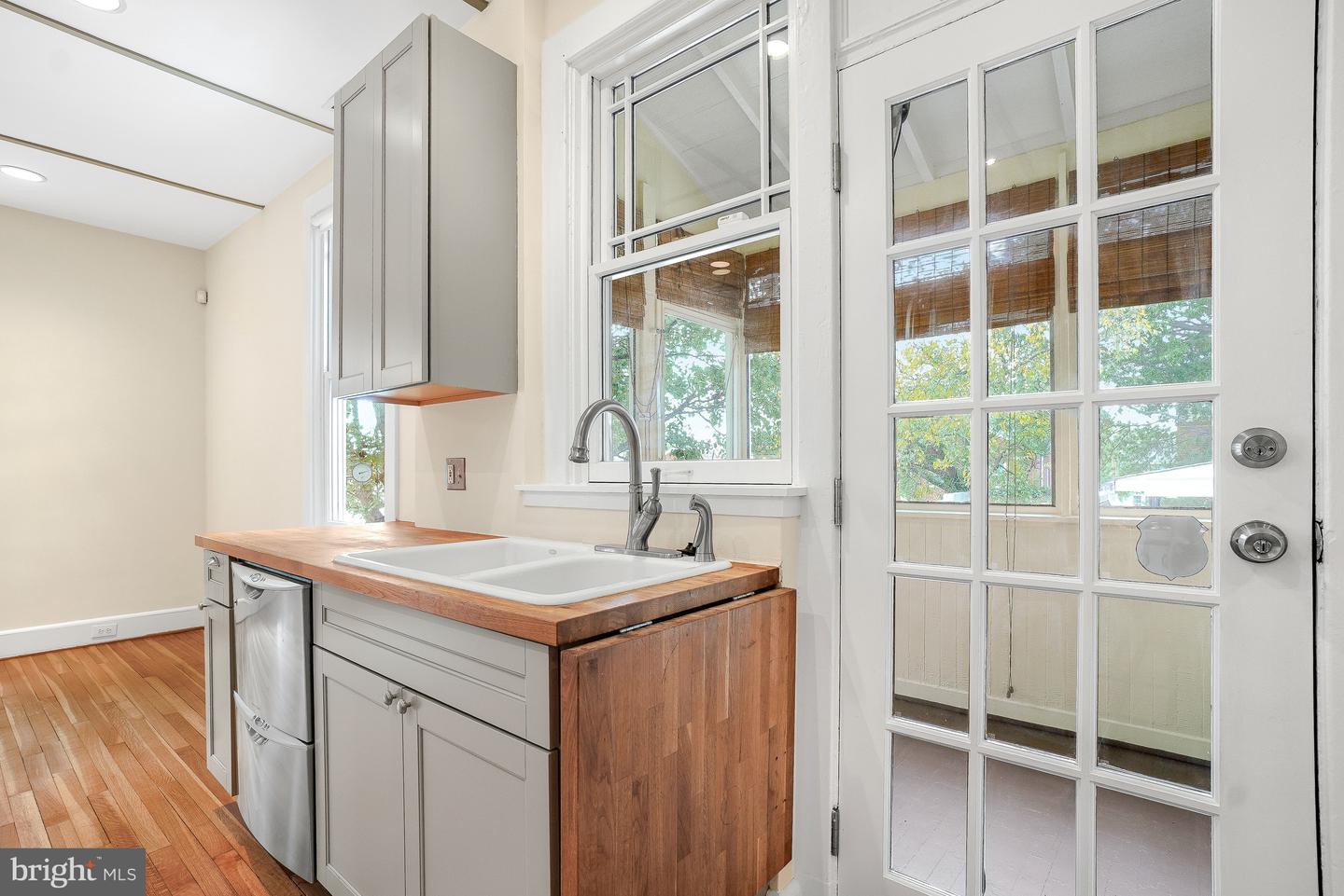 220 Rittenhouse St Nw Property Photo 6