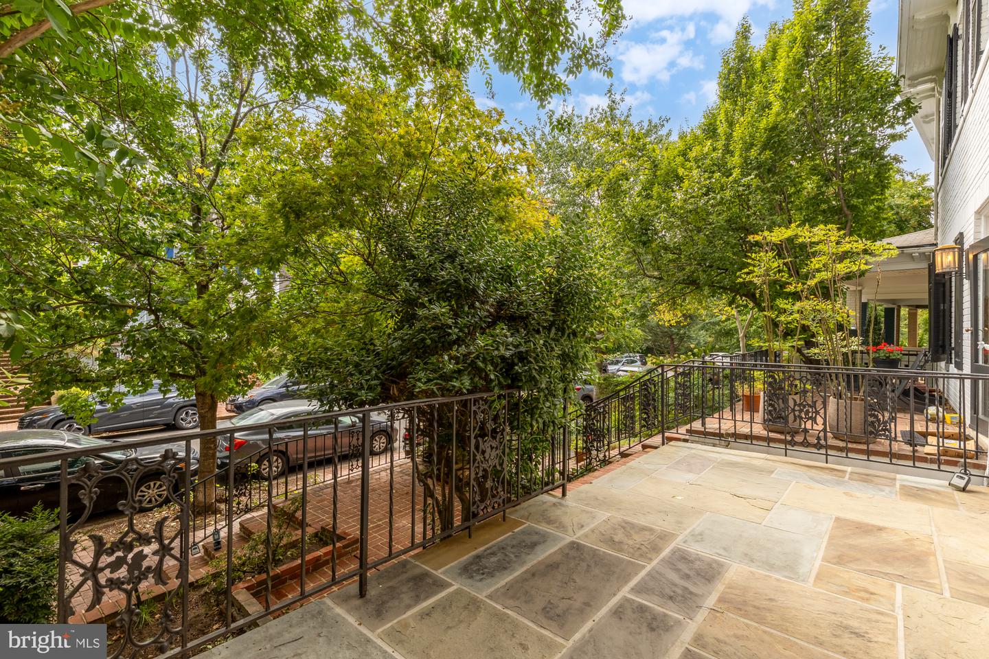 2015 Allen Pl Nw Property Photo 2