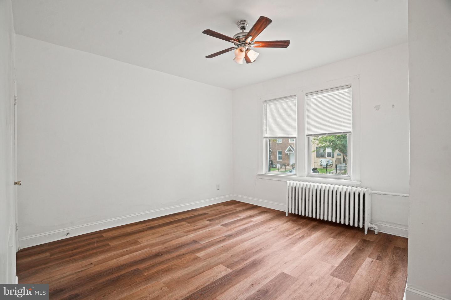 1111 Queen St Ne #2 Property Photo 2