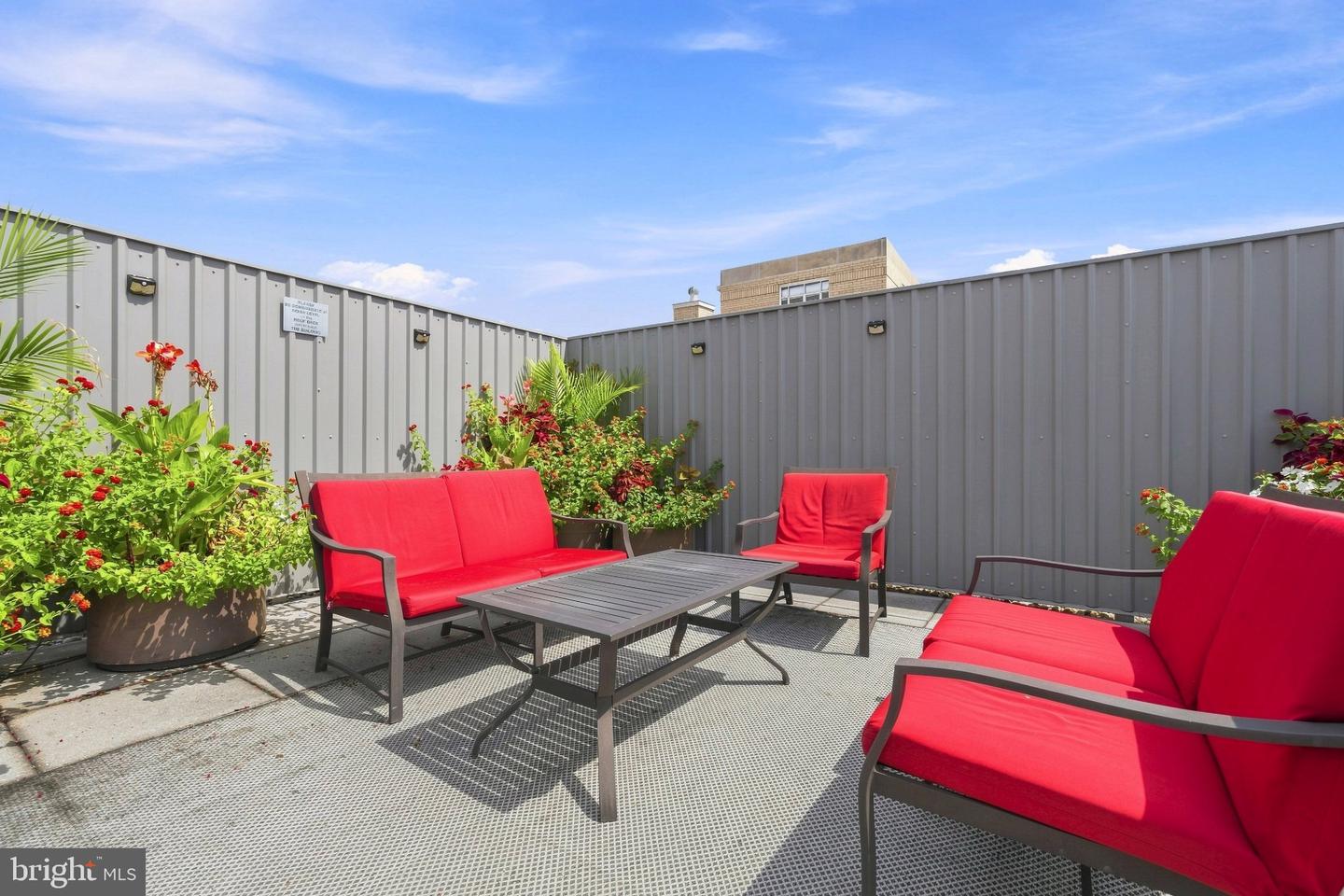 DCDC2281466 Property Photo 25