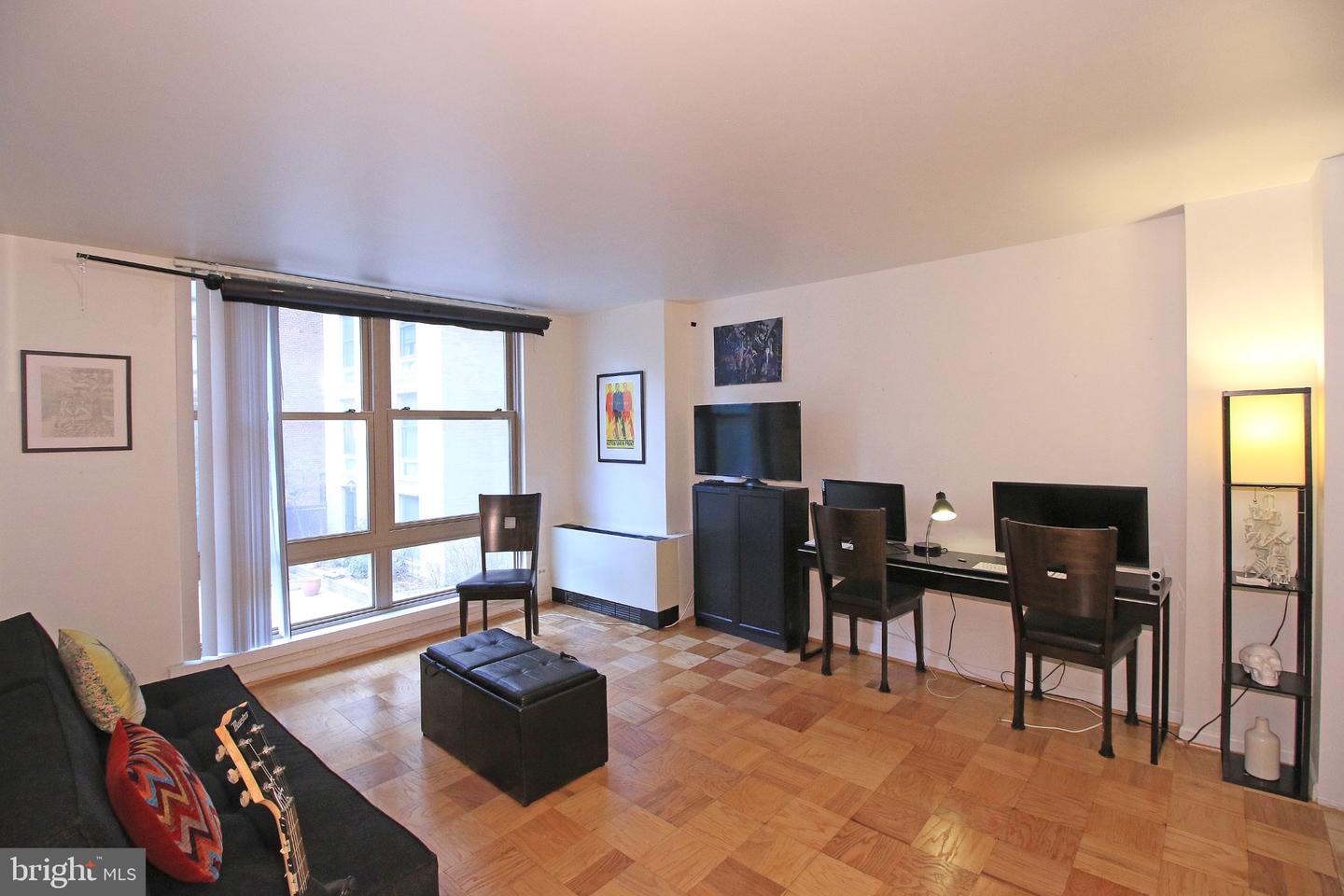 1260 21st St Nw #207 Property Photo 4
