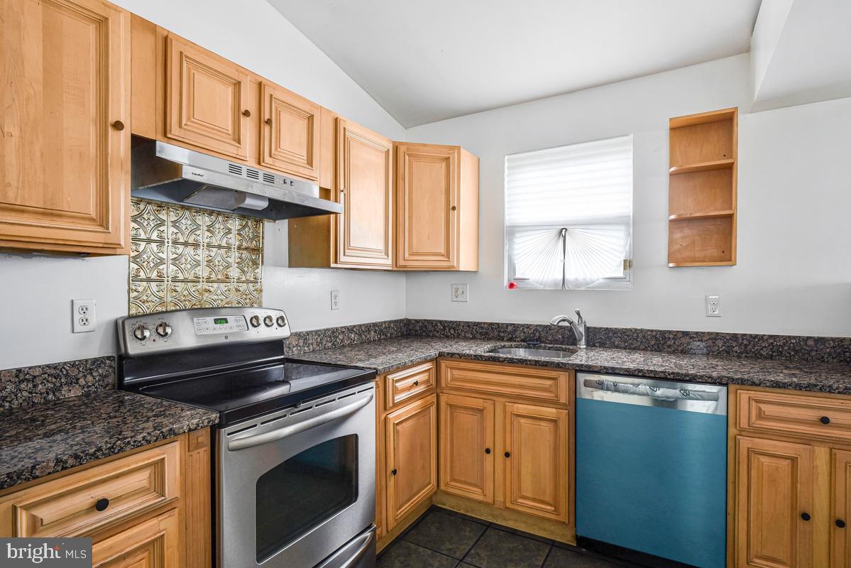 522 49th St Ne Property Photo 5