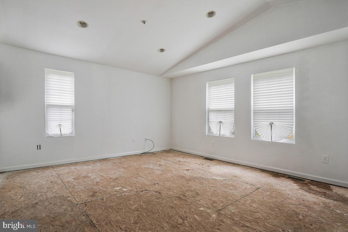 522 49th St Ne Property Photo 36