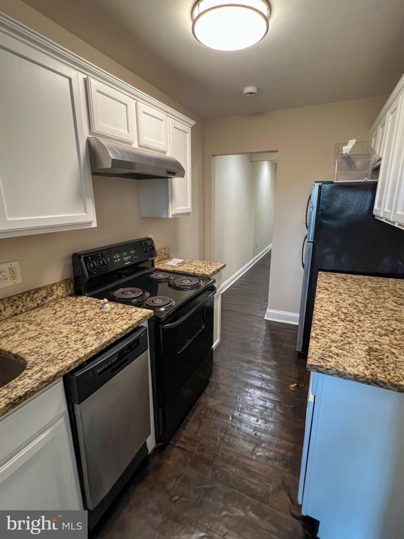 5501 Foote St Ne Property Photo 11