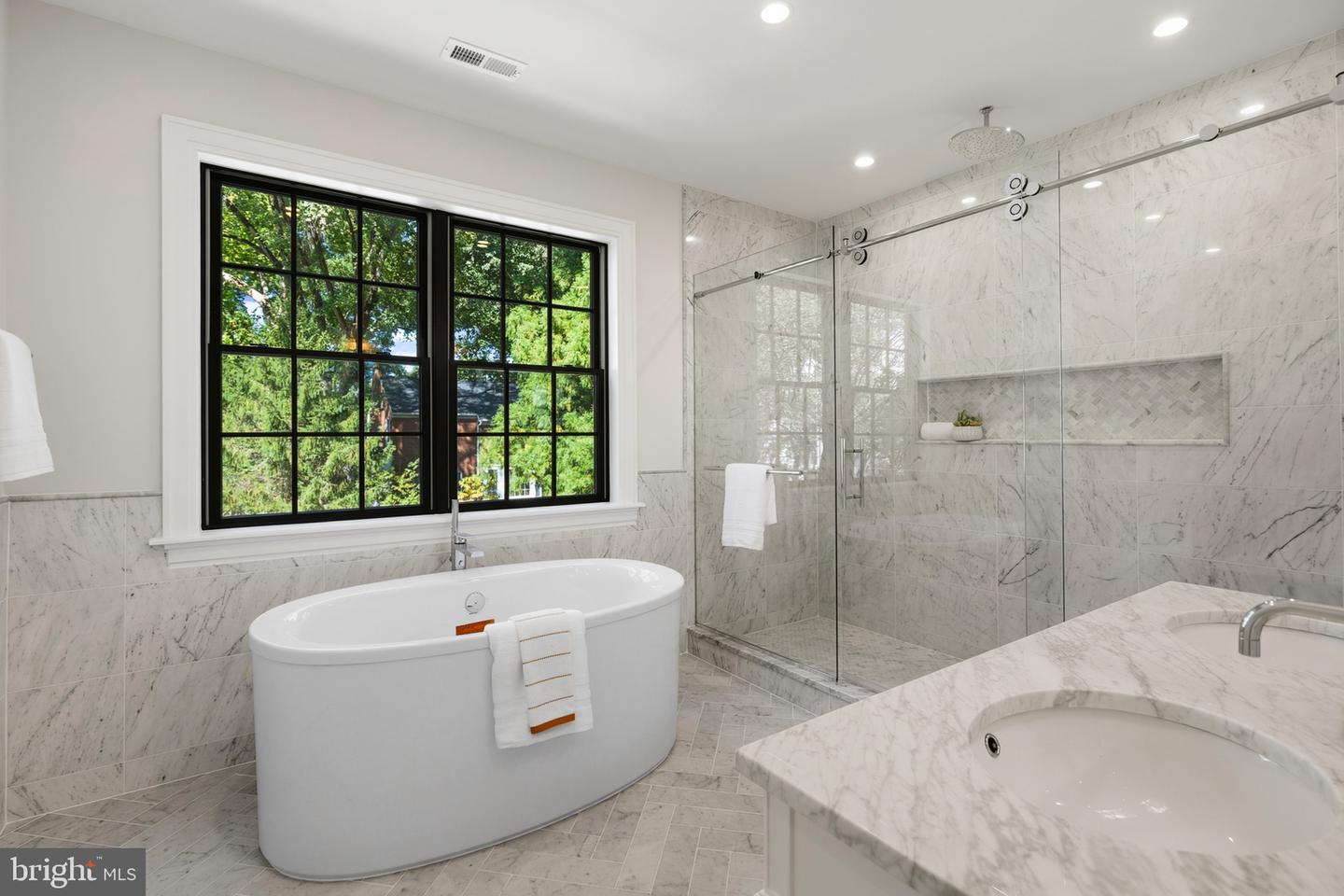4115 46th St Nw Property Photo 42