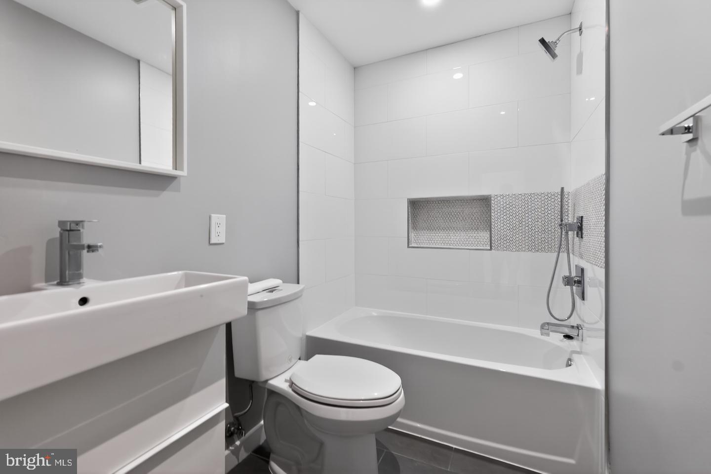 3467 14th St Nw #2 Property Photo 11
