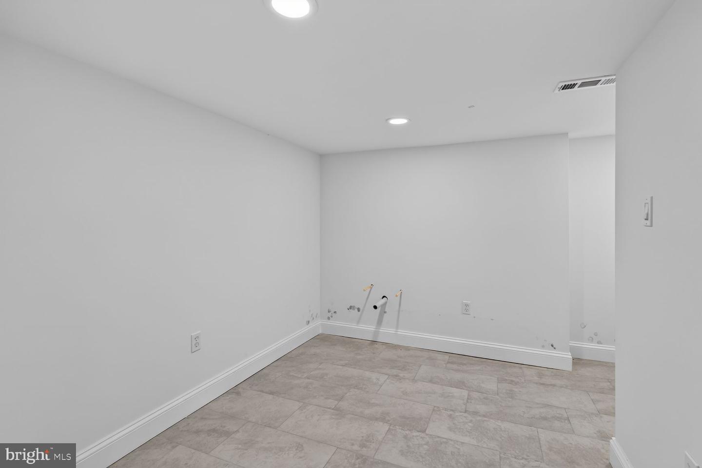 1227 44th Pl Se Property Photo 12
