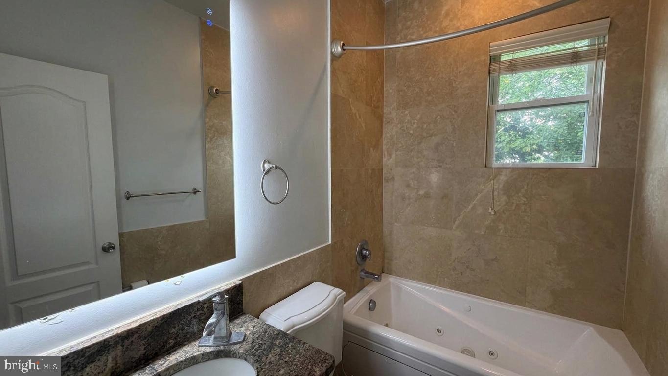31 Kennedy St Nw #303 Property Photo 15