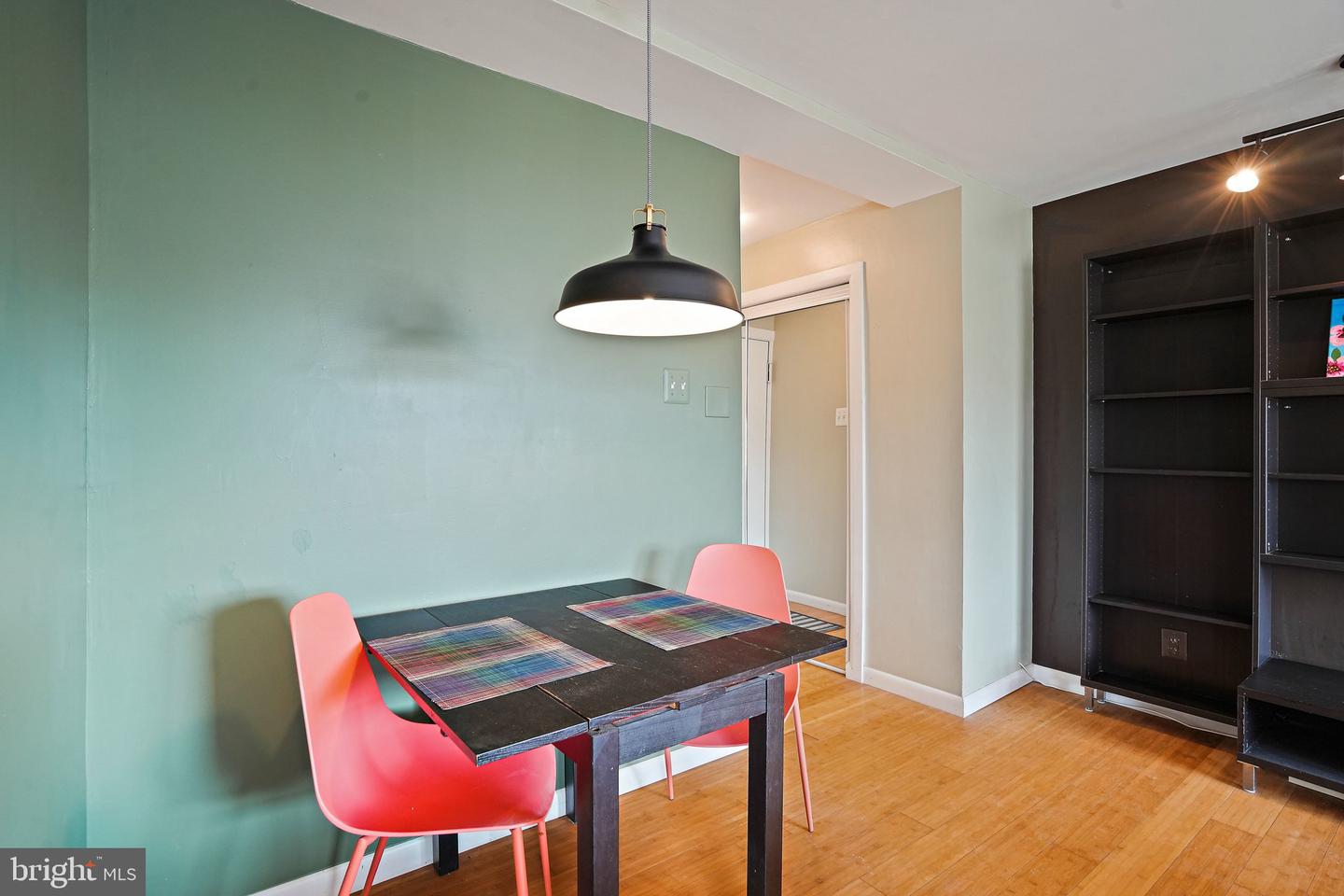 1801 Clydesdale Pl Nw #704 Property Photo 12