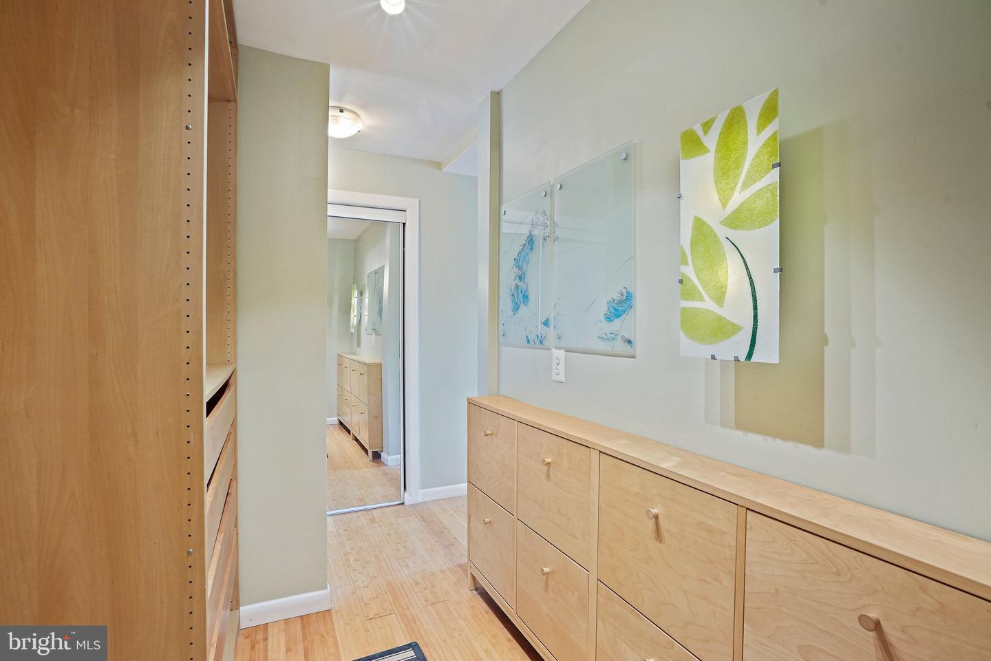 1801 Clydesdale Pl Nw #704 Property Photo 18