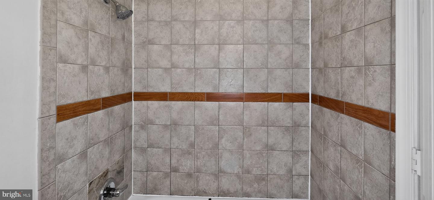1255 Meigs Pl Ne #3 Property Photo 6