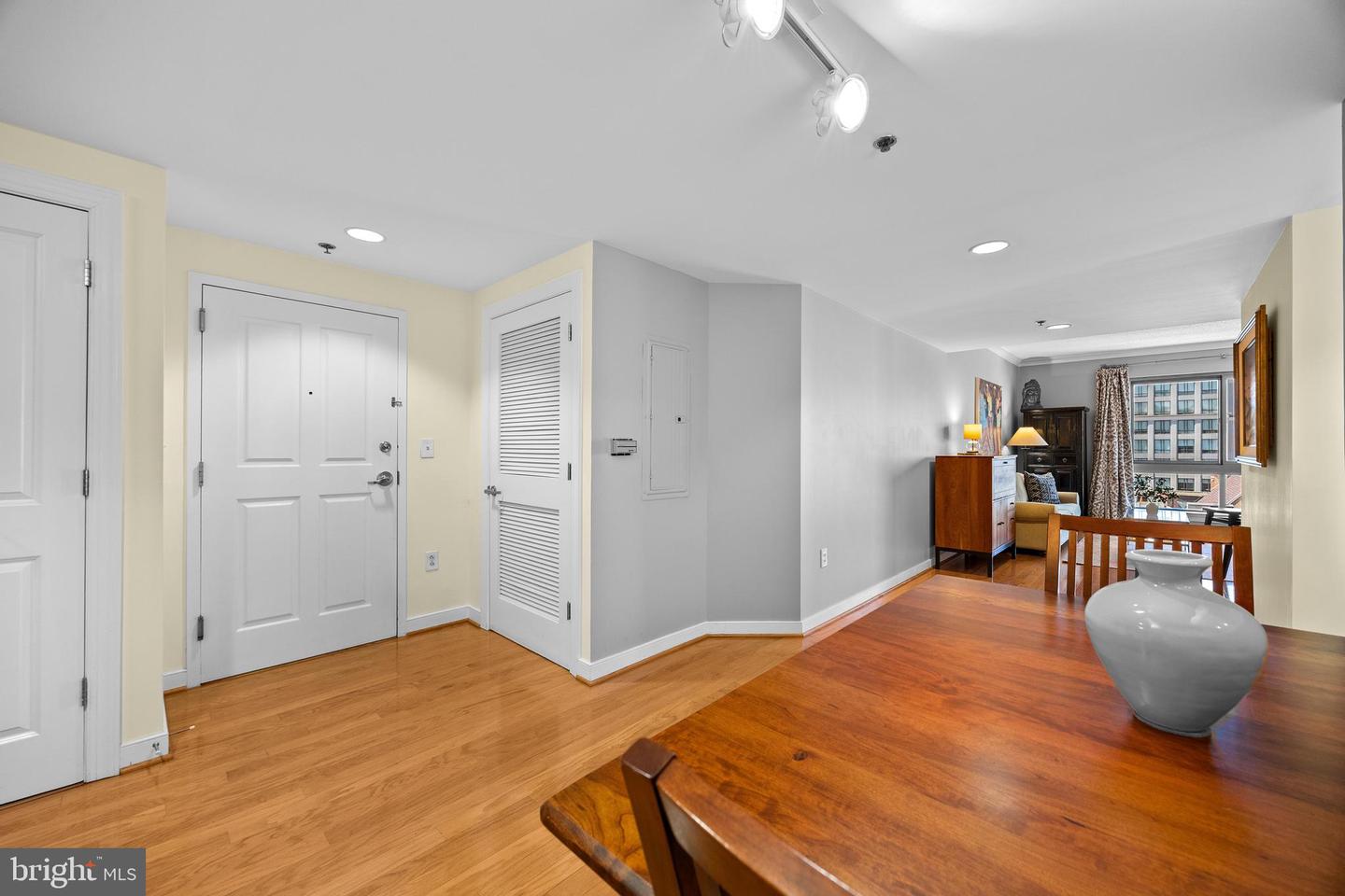 777 7th St Nw #726 Property Photo 19