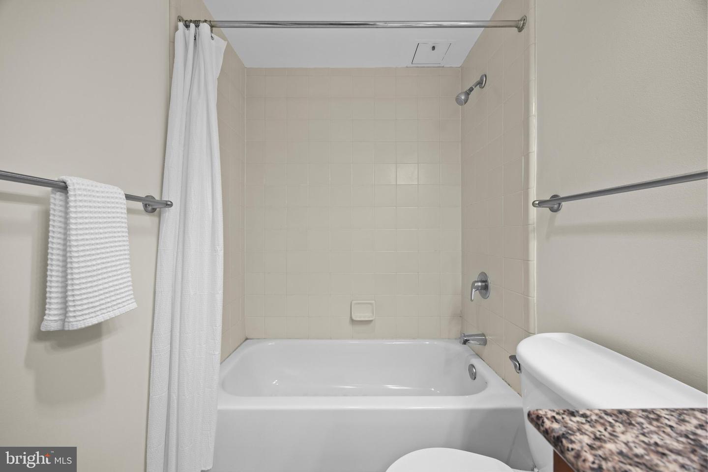 777 7th St Nw #726 Property Photo 33