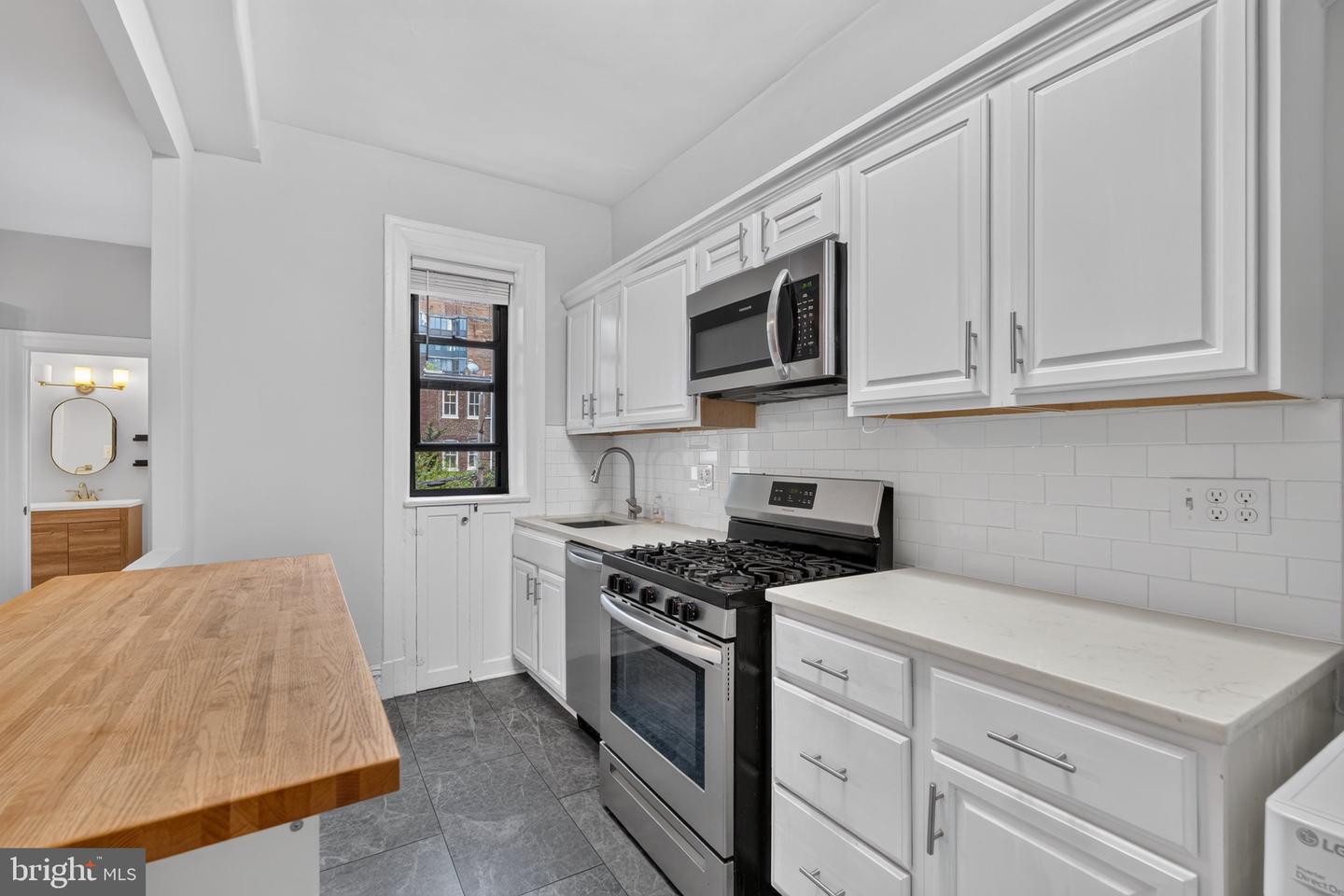 1514 17th Nw #209 Property Photo 11